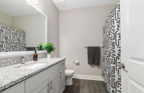 Grandville House | Modern New Build 2BR 2BA Condo w Garage and Patio