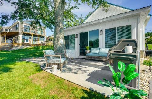 Northwest House | Montpelier Lake House w/Deck, Dock & Fireplace!