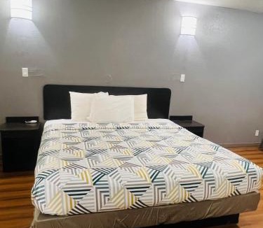 Brinkley Hotel | Motel 6-Brinkley, AR