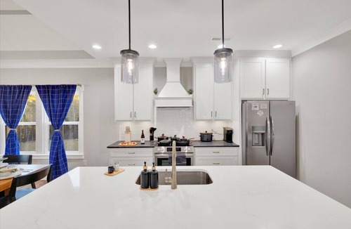 Rossville House | Nestled in Chattanooga Valley