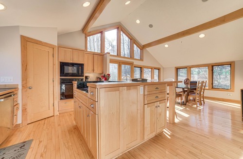 Suttons Bay House | Nestled in the Woods, Walk to Town Suttons Bay