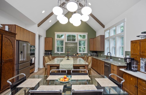 Harbert House | New Built in 2024! 1/3 Mile 2 Beach AND Family Fun