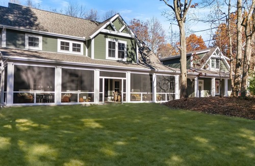 Harbert House | New Built in 2024! 1/3 Mile 2 Beach AND Family Fun