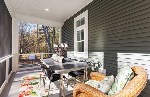 Harbert House | New Built in 2024! 1/3 Mile 2 Beach AND Family Fun