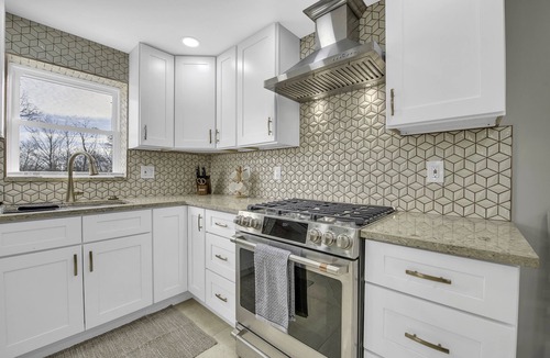 Farmington Apartment | New Luxury 3 Bedroom/2.5 Baths ready to move in!