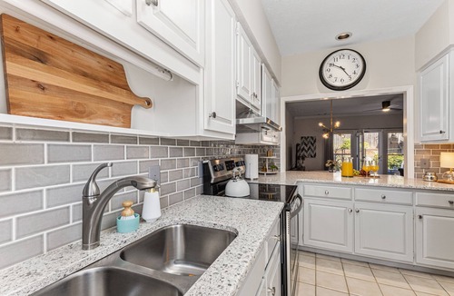 Columbus House | NEW Trendy Midtown Vibes Townhouse, Fenced Yard