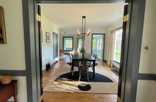 Suttons Bay House | Newly remodeled 1890’s Farmhouse. Near TART trail, boat launches and wineries