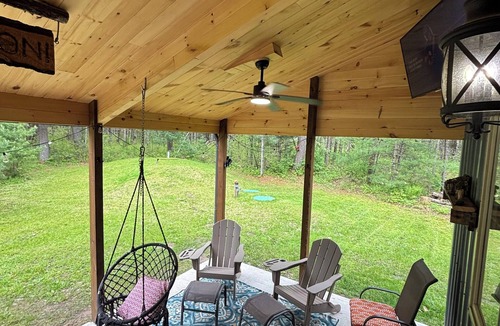Baldwin Cabin | Newly Renovated Cabin in the Woods 3 kingBeds&Loft