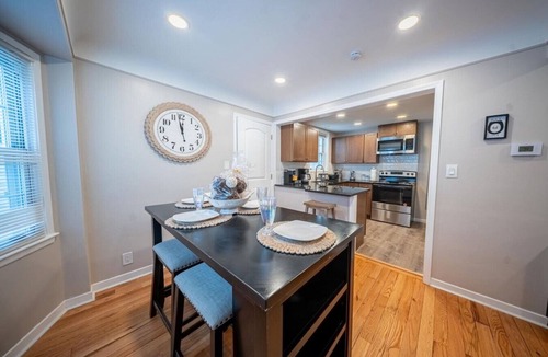 Dearborn Villa | Newly Renovated Townhouse on a Tranquil Street