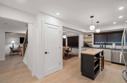 Rochester Hills House | Newly Renovated 5BR/2.5BA w/Jacuzzi!
