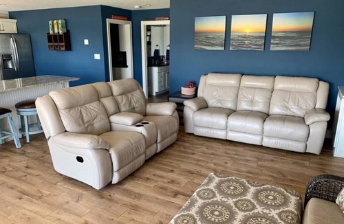 Lowell House | Now Open Summer 2026 ~ Lake House near Grand Rapids ~ Sandy Beach ~Fishing
