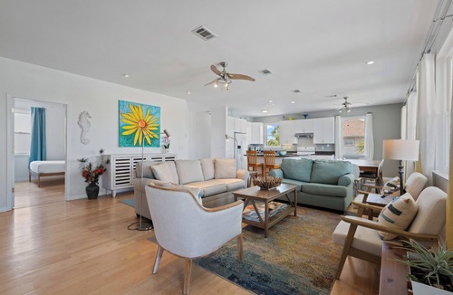 Toilla Segunda House | Ocean Devotion | Pensacola Beach Views | Kayaks | Beach Service Included | My Beach Getaways