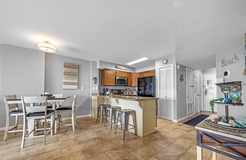 Fort Morgan Condo | Oceanfront Gulf view - 2 bed/2 bath condo: pools, balcony, tons of amenities!