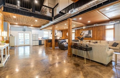 Oxford House | One of a kind gated home, acreage,pool &Sauna! Minutes from square. A must see!