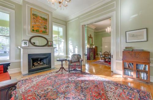 Columbus House | Ornate Victorian Home w/Courtyard & Fire Pit!