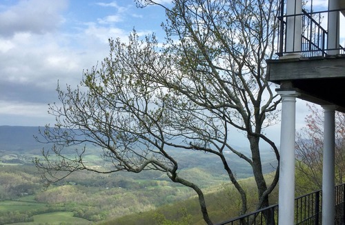 Lookout Mountain House | Our Home in the Clouds - Relax and Recharge your Soul