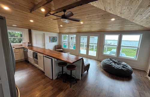 Gulf Shores Cottage | Oyster Bay Retreat -50' Waterfront with Pier.