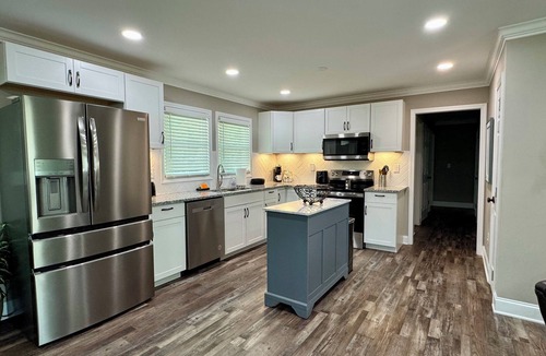 Lawrenceburg House | Peaceful 2-bedroom, 1 bath housein charming Lawrenceburg, TN