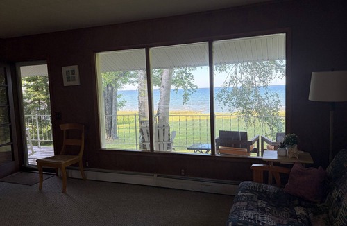 Cheboygan House | Peaceful 3BR paradise on Lake Huron, 100ft shoreline, ideal for a retreat!