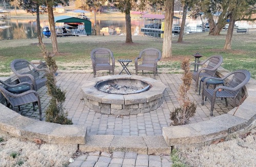 Lebanon House | Peaceful lakefront home 2BD/2BA with covered dock on Old Hickory Lake