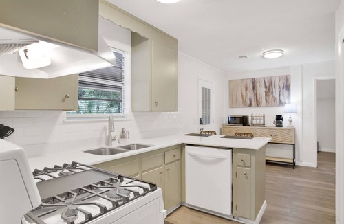 Northeast Pensacola House | Pensacola 4BR w/Private Pool Near Beaches