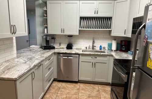 Pensacola Beach Apartment | Pensacola Beach Gulf-Front Condo☀️Sans Souci☀️Pool, Hot Tub