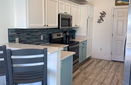 Pensacola Beach House | Pensacola Beach with deck views of the Gulf .Pet friendly .