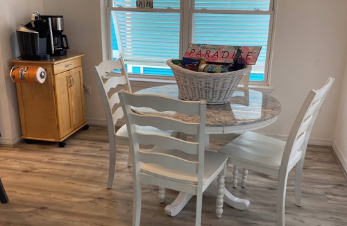 Pensacola Beach House | Pensacola Beach with deck views of the Gulf .Pet friendly .