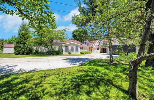 Carsonville House | Perfect 5-bedroom house with private beach, indoor pool, in charming Carsonville