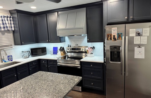 Auburn Condo | Perfect Auburn Game Day Stay, Off S. College. Pet-friendly!