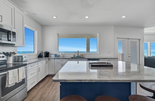 Fort Morgan House | Perfect, beachfront pet friendly 5 bedroom home, close to waters