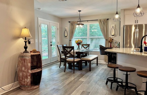 Pensacola House | Pet Friendly + Blue Angels Practice + Pensacola Fl