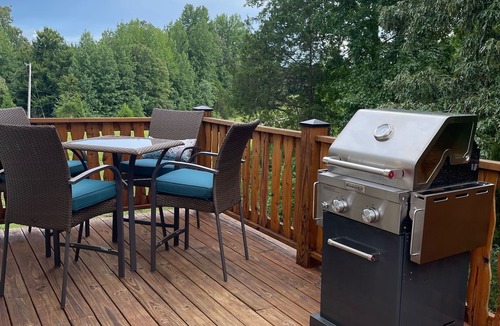 Primm Springs Cottage | Pet Friendly Fairytale Cottage