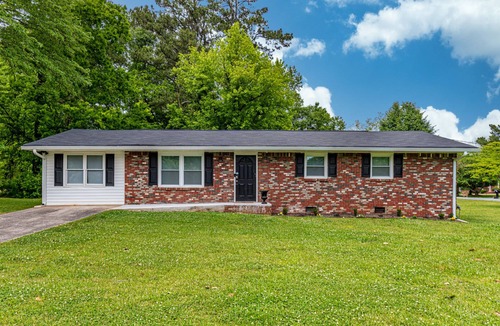 Addison Heights House | Pet-Friendly Marietta Retreat Near Town Center