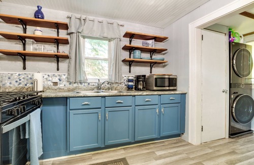 Ontonagon House | Pet-Friendly Michigan Getaway w/Porch & Kayaks!