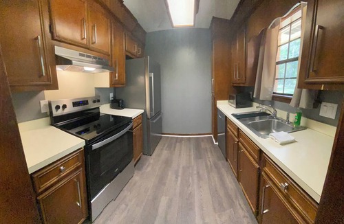 Brandon House | Pet Friendly! Whole home in Brandon OAK