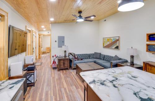 Hickman House | Pets Welcome! Quiet Couple’s Retreat in Lyles
