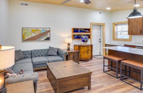 Hickman House | Pets Welcome! Quiet Couple’s Retreat in Lyles