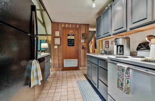 Pine Mountain Ski Chalet | Pine Mountain Club Chalets - Offlake Three Bedroom #92 - Not Pet Friendly