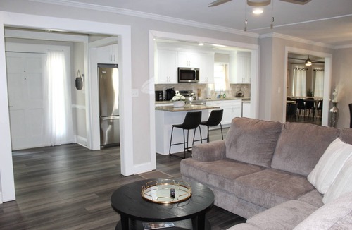 Stone Mountain House | Pool, Grill, Pet Friendly, Minutes to Stone Mountain Park and Atl Attractions