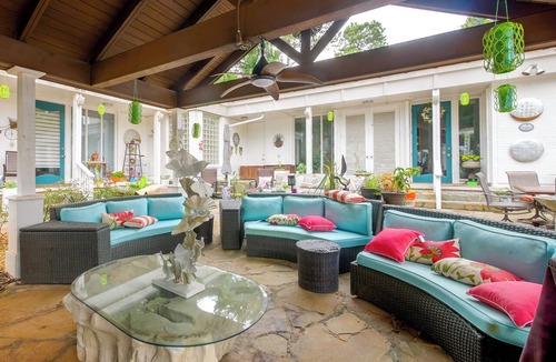 Thomaston Apartment | Pool, Putting Green Access! Backyard Retreat