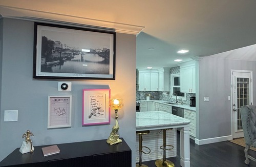 Ashley Oaks House | Poolside Escape: Pool-Jacuzzi-Pool Table-Sauna-Sleeps 16