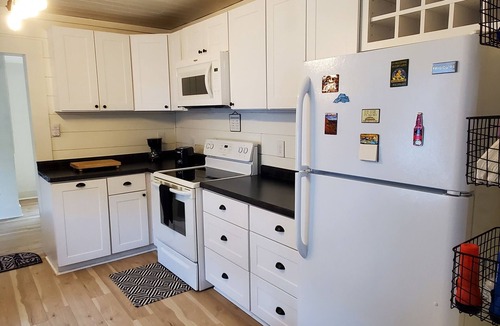 Silver City House | Porcupine Mountains-closest Vrbo to the Porkies! Across road from Lake Superior