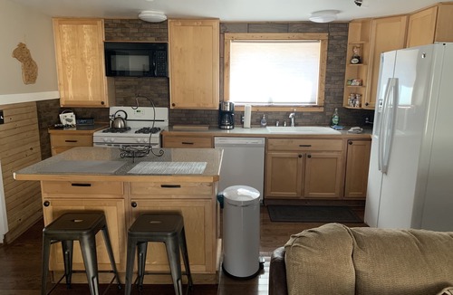Gaylord House | Porter’s Place - cozy and quiet home centrally located in Northern Michigan.