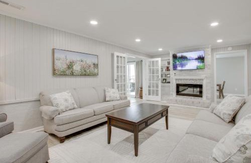 Killen House | Private Dock! Fishing Paradise on Lake Wilson