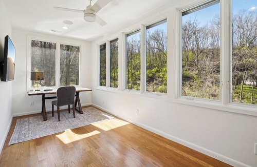 West Meade House | Private Luxury Retreat in Nashville, Fully Renovated, A/C, Peaceful Setting