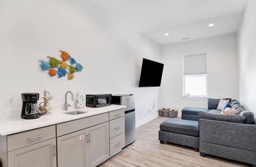 Surf Side Shores House | Private Pool | Golf Carts | EV Charger | Elevator | Pet-Friendly