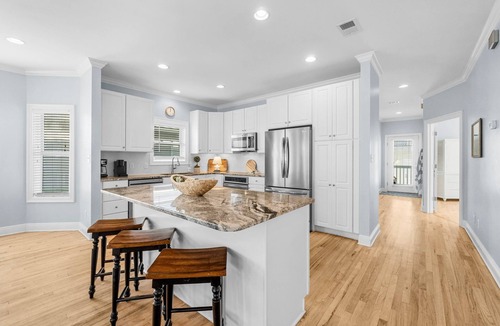 Crystal Beach House | Private Pool + Hot Tub - Golf Cart - Block to Beach - Beach Chair Service