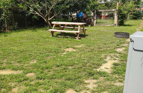 De Funiak Springs RV Rental | Private Rv Lot Near Lakewood Park which is the Highest Point in Florida.