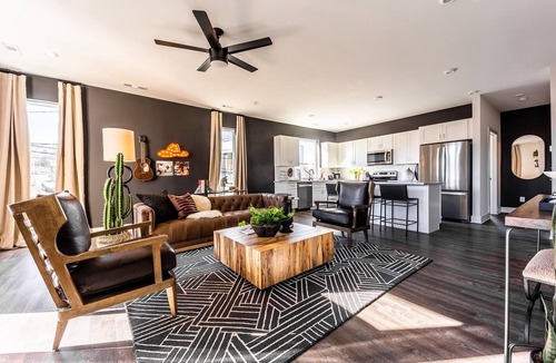 Whitebridge House | Quad House 228-30-32-34–Near Nashville–Sleeps 32